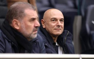 星空体育官方网站-热刺球队正面临内讧危机，主教练立规矩