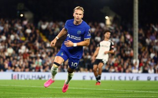 星空体育官网入口-阿森纳备战切尔西硬仗，士气高昂追求胜利