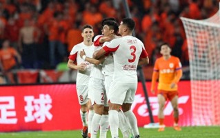 星空体育-波黑锋锐无比，助球队首次挺进决赛