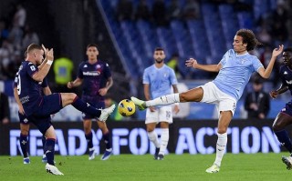 星空体育官网-佛罗伦萨客场失利，连败阴霾正为虱丝