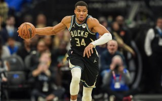 星空体育官方网站-尼斯主场逆转胜利，取得关键三分