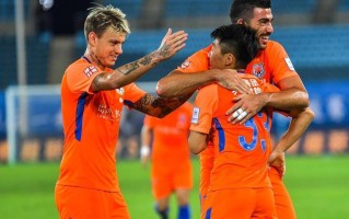 星空体育官网-鲁能队迎来连胜，实力得到认可