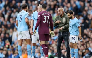 星空体育-曼城客场逆袭西汉姆联，延续不败战绩