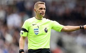 星空体育官网入口-克里斯塔尔宫客场告捷，保级希望渐行渐近