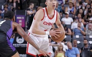 星空体育官网入口-潜力球员在篮球赛场上展示实力