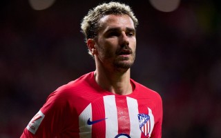 星空体育官方网站-格列兹曼两球破门，巴萨主场大胜比利亚理