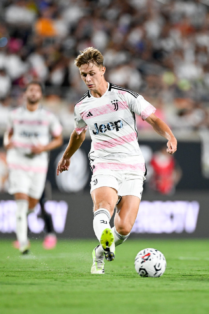 星空体育-尤文图斯青训后卫上场表现抢眼-第2张图片-星空体育官方网站