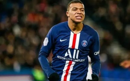 星空体育官方网站-特鲁瓦表现不佳，法甲积分榜下滑明显-第2张图片-星空体育官方网站