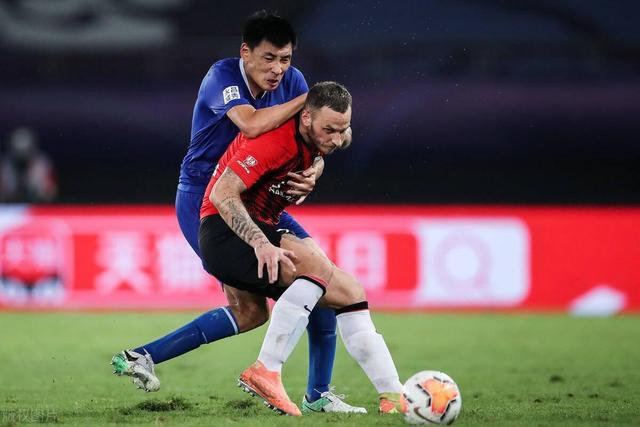 星空体育官网-关键时刻球队失误，错失良机-第1张图片-星空体育官方网站