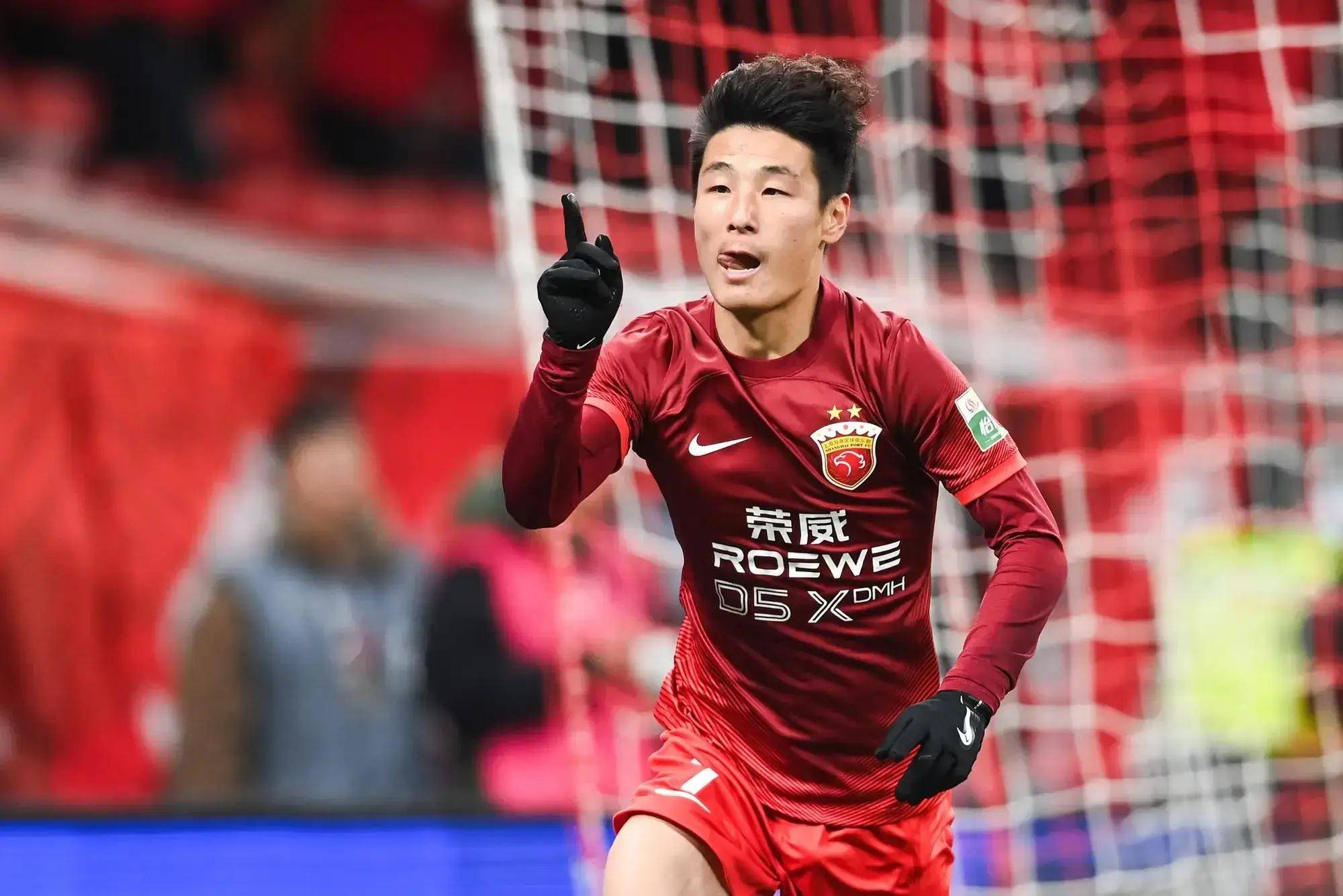 星空体育官网入口-中超赛季战况频频,球员发挥敬业精神-第2张图片-星空体育官方网站 星空体育官网入口-中超赛季战况频频,球员发挥敬业精神-第2张图片-星空体育官方网站