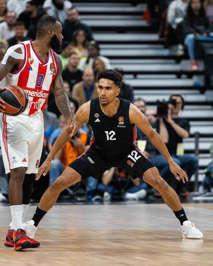 星空体育app-欧洲篮球比赛强强对决，令人惊叹的表现不断-第1张图片-星空体育官方网站