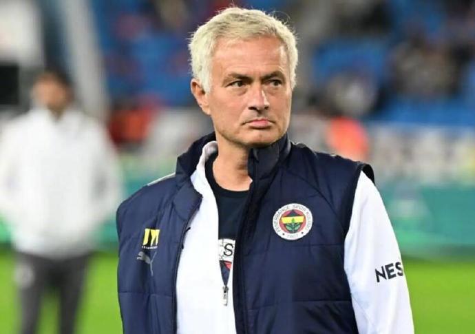 星空体育-穆里尼奥成为新一任国际米兰主帅-第2张图片-星空体育官方网站 星空体育-穆里尼奥成为新一任国际米兰主帅-第2张图片-星空体育官方网站