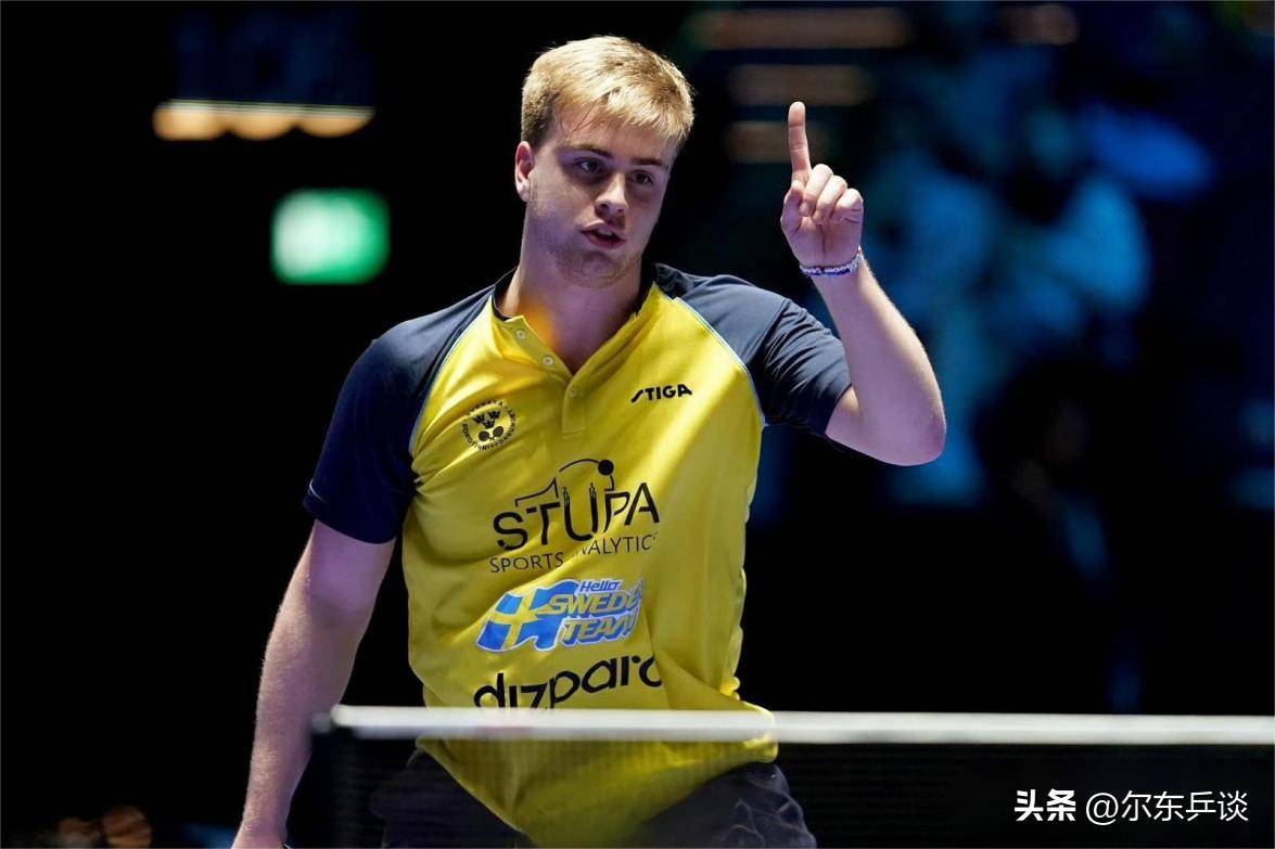 星空体育官网-瑞典队球员努力拼搏，赢得掌声-第1张图片-星空体育官方网站