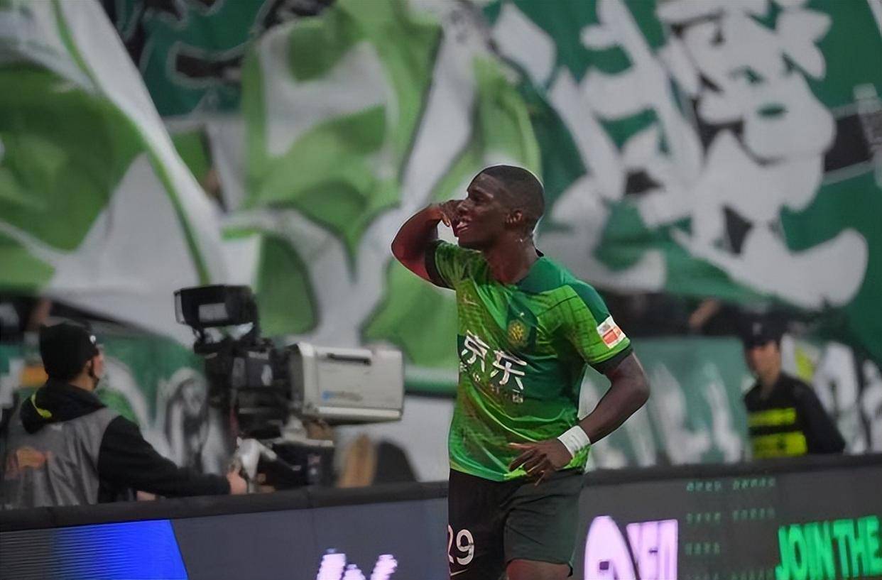 星空体育app-惊艳回归！曾伤愈的球员再度迸发出色表现-第2张图片-星空体育官方网站