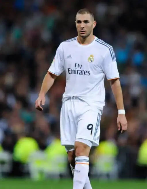 星空体育官网-皇马表现抢眼,势如破竹,无人能挡-第1张图片-星空体育官方网站 星空体育官网-皇马表现抢眼,势如破竹,无人能挡-第1张图片-星空体育官方网站