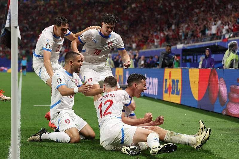 星空体育-比利时客场1-1战平捷克，小组领先优势隐现-第2张图片-星空体育官方网站