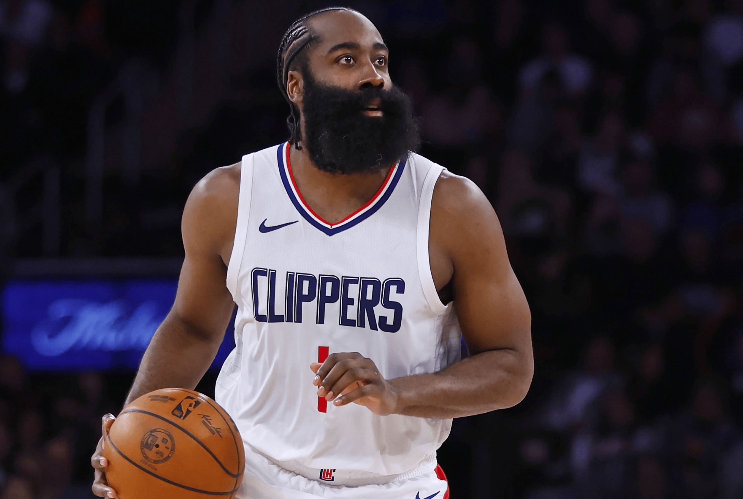 星空体育官方网站-哈登欲翻盘，快船外线抢手卡梅罗凯尔莱尔上位-第2张图片-星空体育官方网站