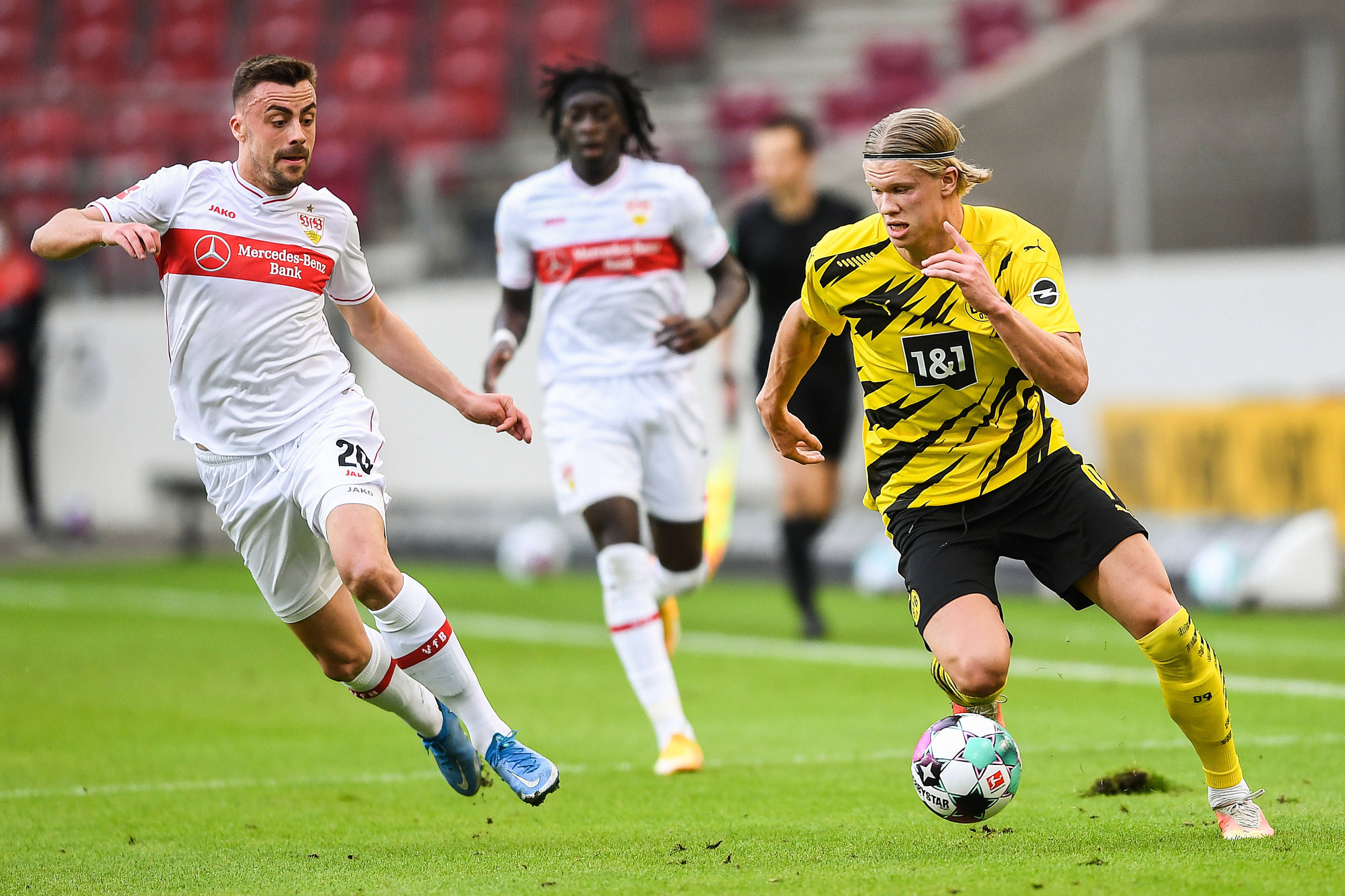 星空体育app-勒沃库森客场告捷，击败斯图加特！-第2张图片-星空体育官方网站